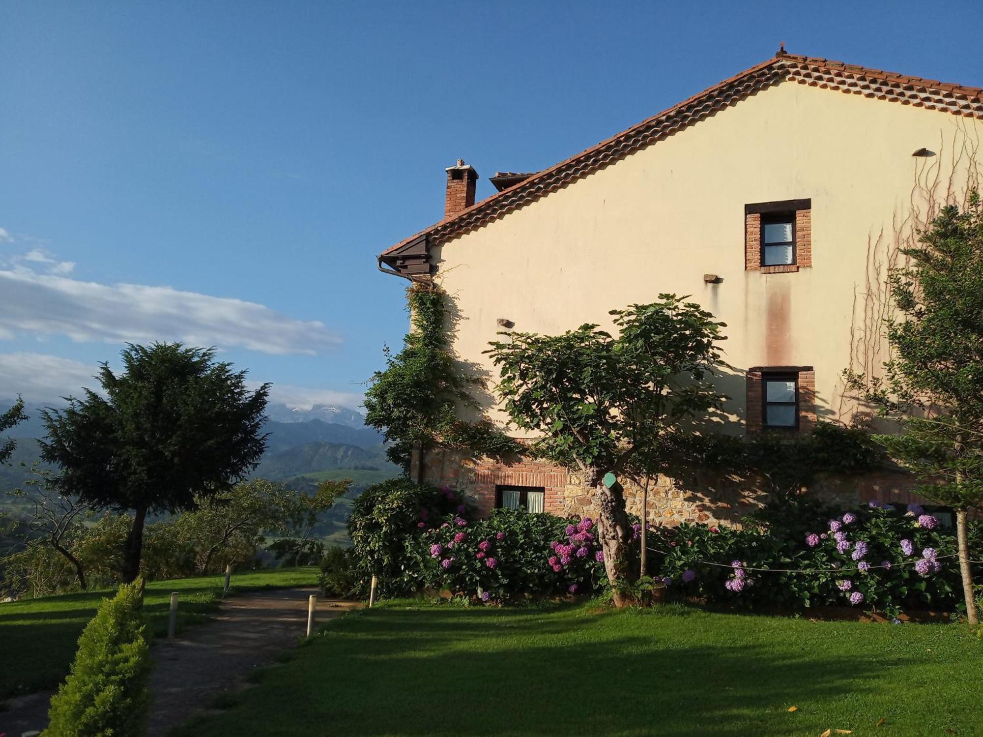 Heredad De La Cueste Llenín Extérieur photo